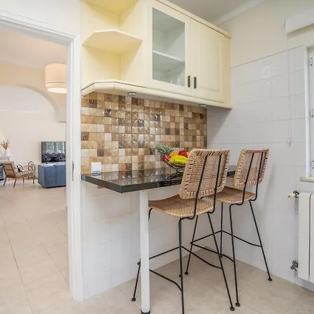 Apartment Host Wise - Luxurious Pool & Jacuzzi Hideaway Carvoeiro (Lagoa)