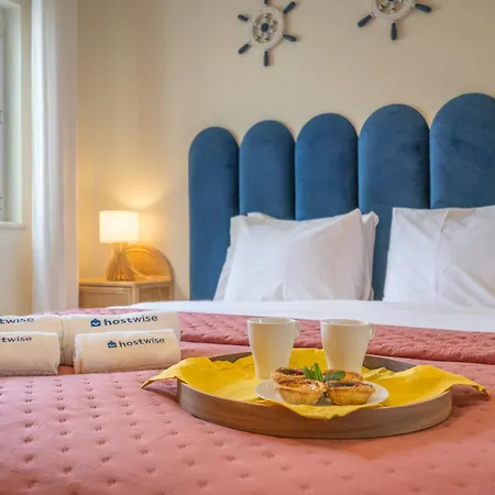 Διαμέρισμα Host Wise - Luxurious Pool & Jacuzzi Hideaway